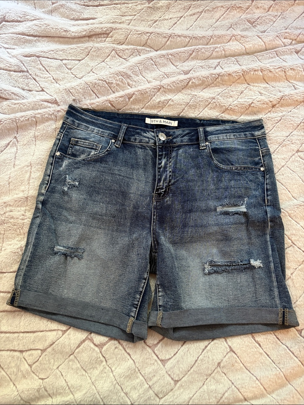 9th & Main Women's Dark Blue Distressed Rolled Hem Denim Shorts